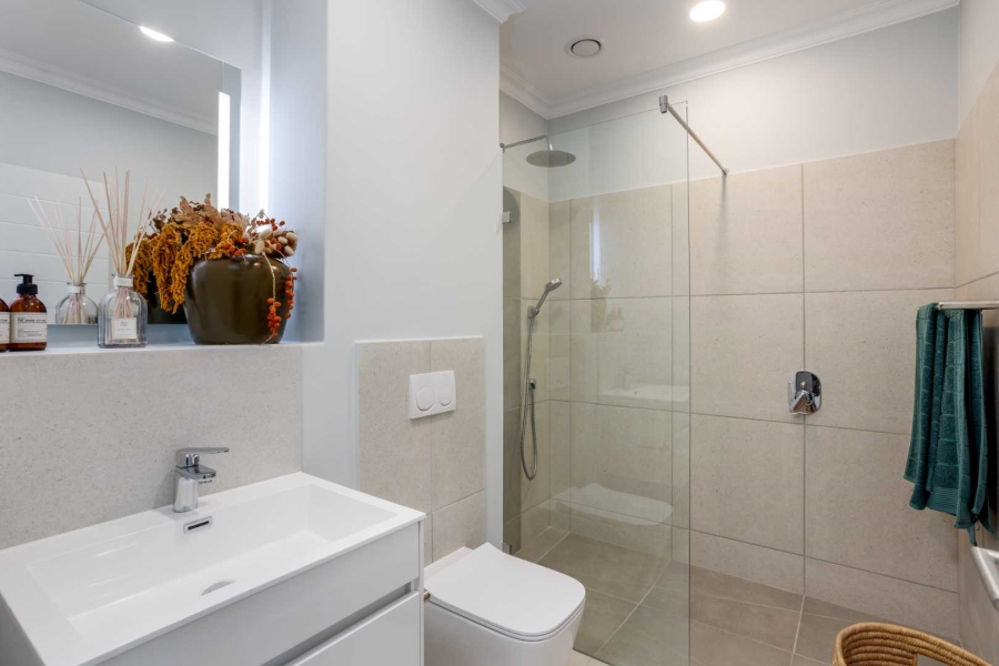 1 Bedroom Property for Sale in Val De Vie Estate Western Cape